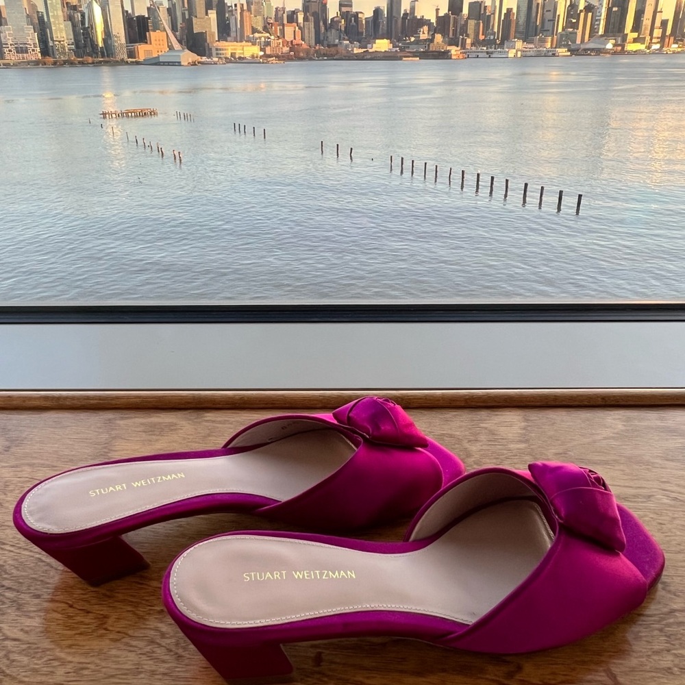 Stuart Weitzman Rosebud Fuchsia Satin Floral Slide Sandals US 7
